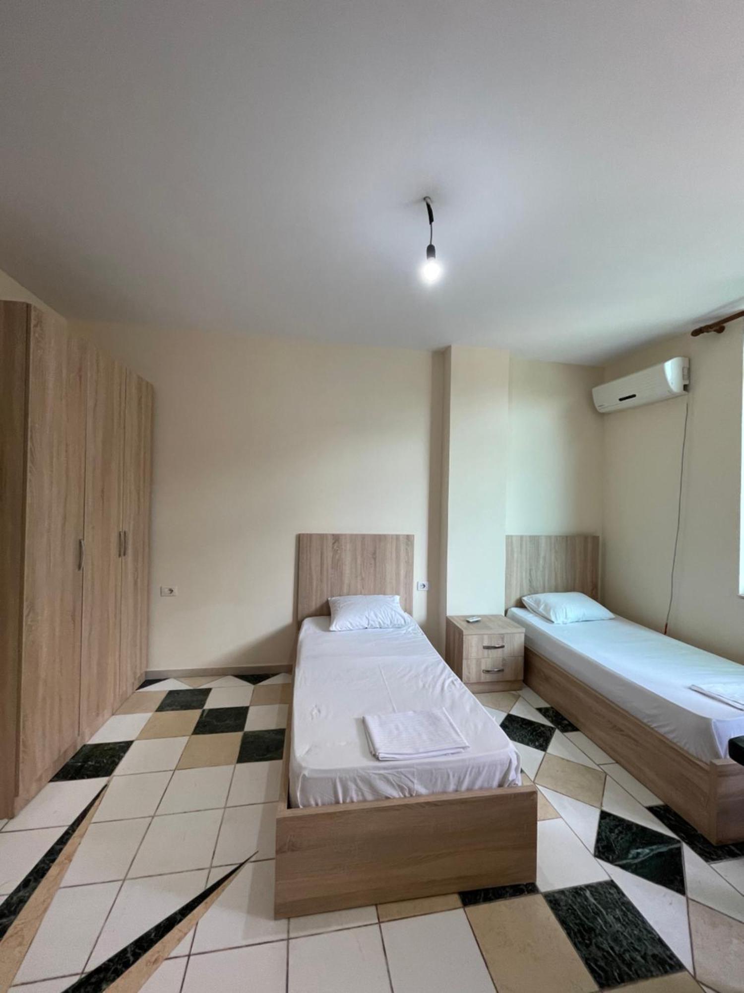 Bajovah Apartments & Restaurant ティラナ エクステリア 写真