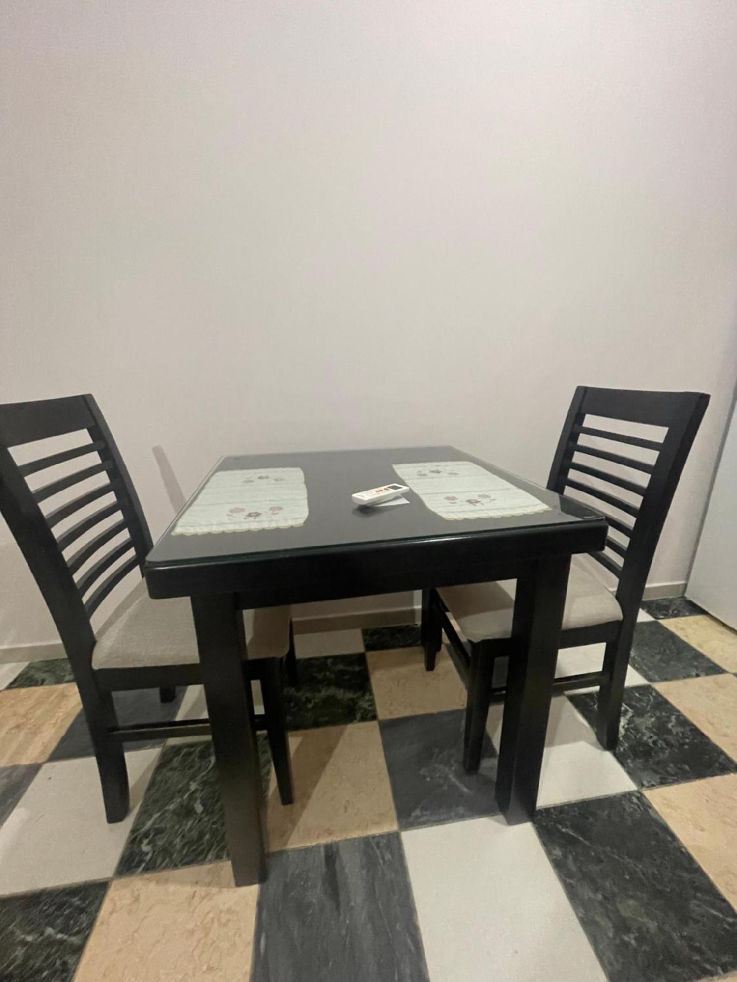 Bajovah Apartments & Restaurant ティラナ エクステリア 写真